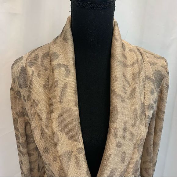 Stylish Tan Leopard Print Women's Sweater - Picture 2 of 10
